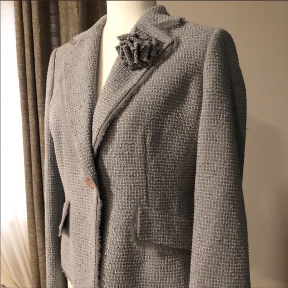 Anne Klein gray tweed blazer with boutonnière - Picture 4 of 11
